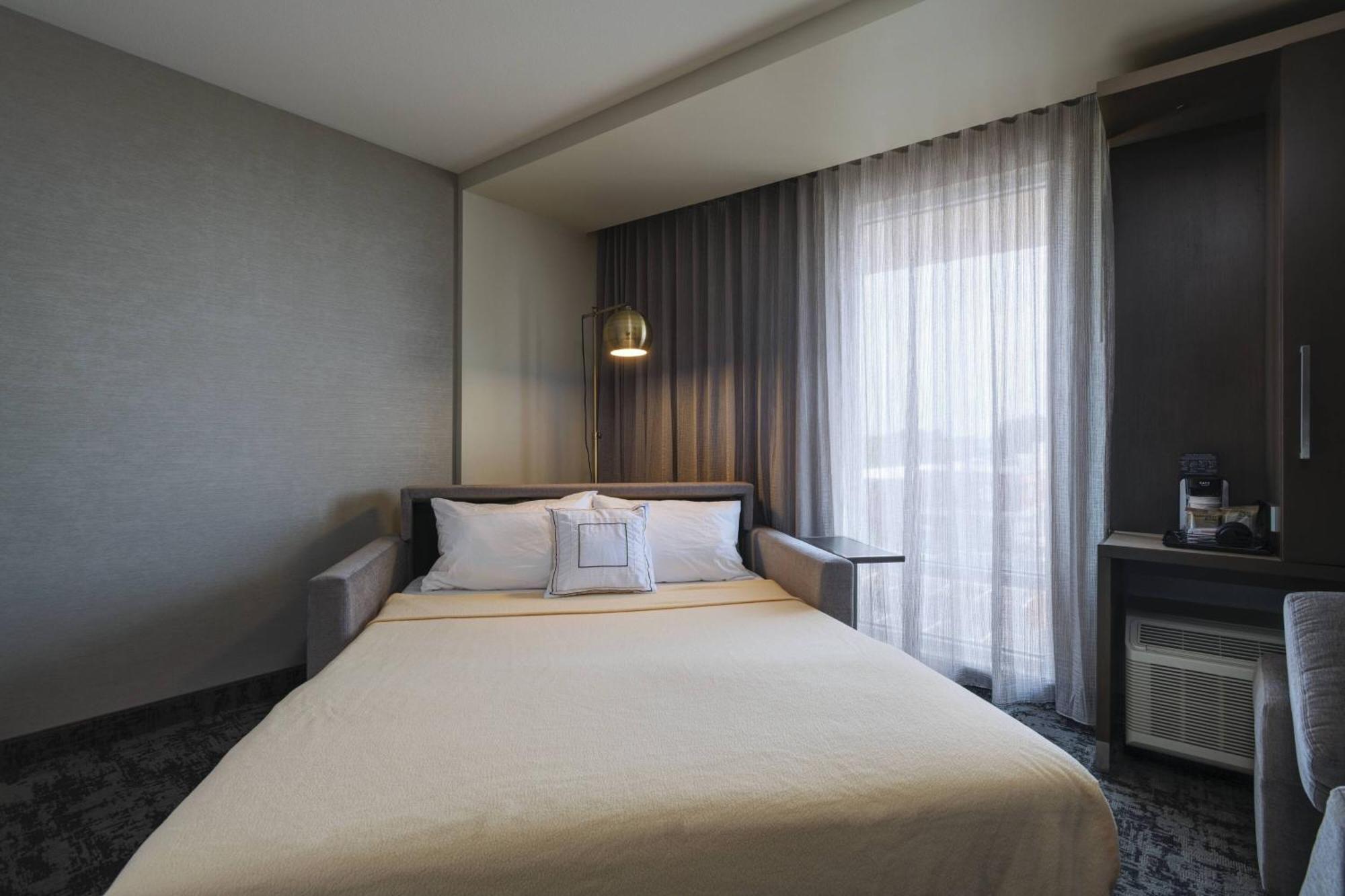 Courtyard St. Louis Brentwood Hotel Richmond Heights Bagian luar foto
